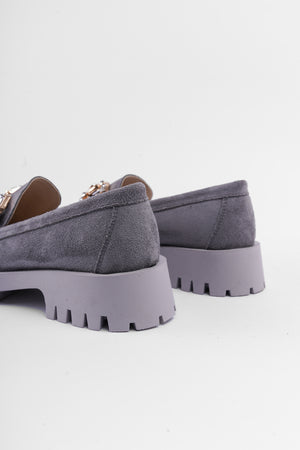 Tina Gri Süet Taşlı Toka Deaylı Kadın Loafer