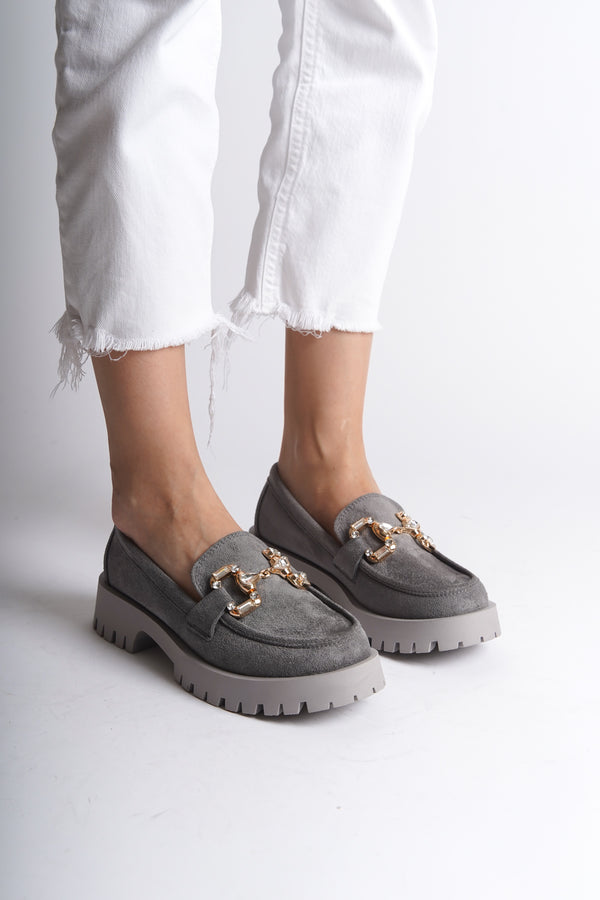Tina Gri Süet Taşlı Toka Deaylı Kadın Loafer