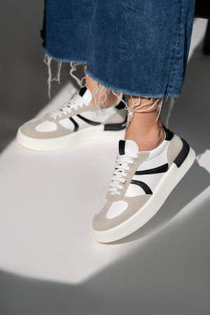 Capti Beyaz Bağcık Detaylı Kadın Sneaker
