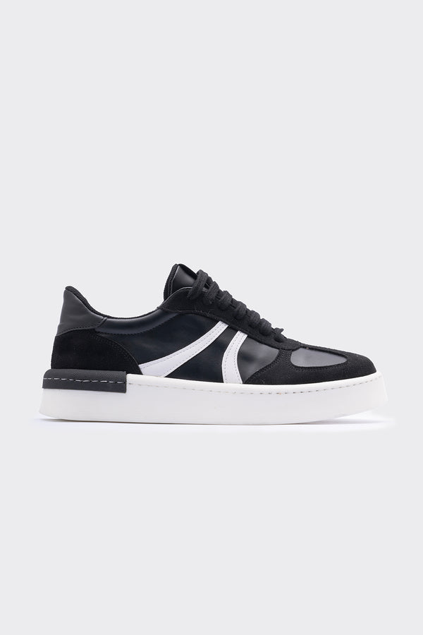 Capti Siyah Bağcık Detaylı Kadın Sneaker