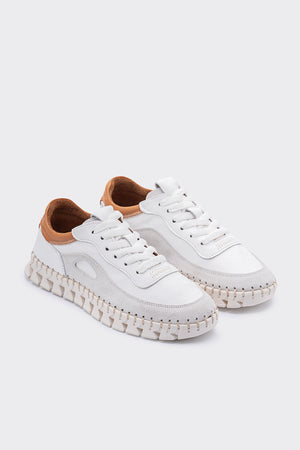 Zaha Beyaz Hakiki Deri Kadın Hafif Sneaker