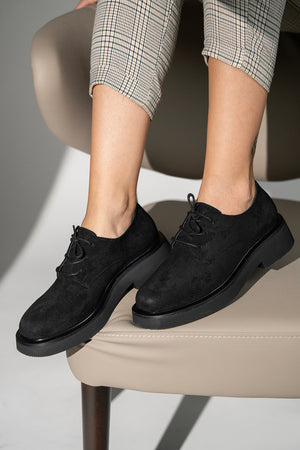 Mask Siyah Süet Bağcık Detaylı Kadın Loafer