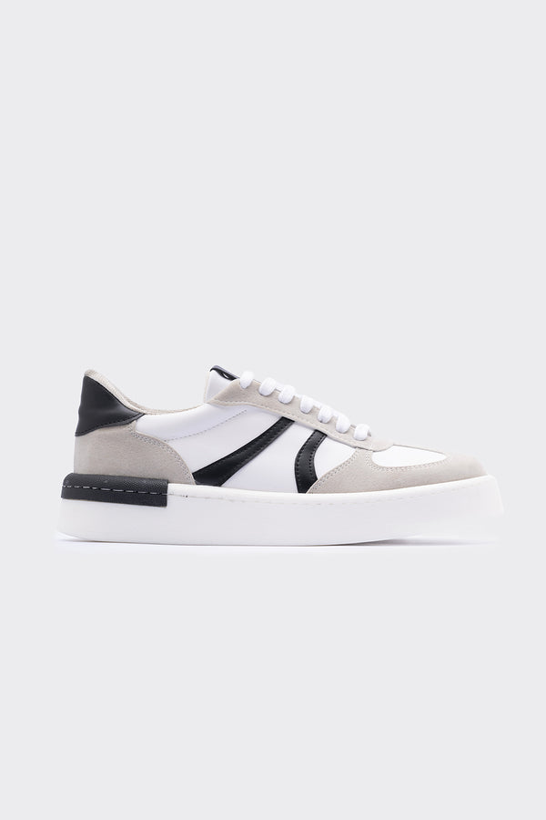 Capti Beyaz Bağcık Detaylı Kadın Sneaker